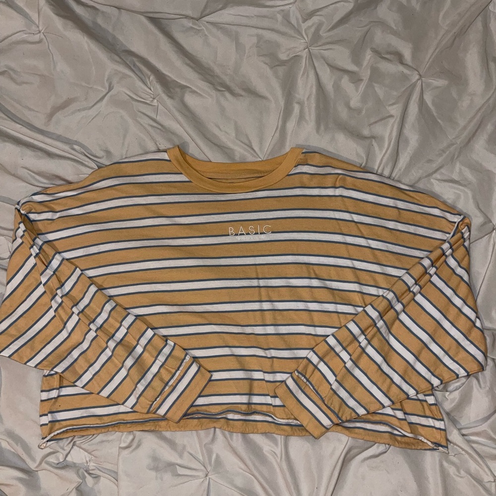 Long sleeve crop top